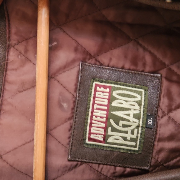 Heavy Duty Leather Coat - Picture 7 of 11